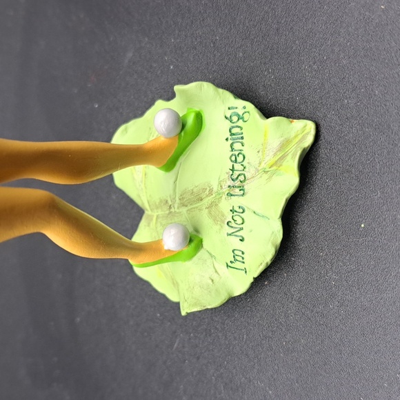 Westland Tinkerbell I'm Not Listening Figurine - Picture 3 of 4